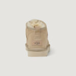 Stivali UGG CLASSIC ULTRA MINI Beige chiaro - Foto 4