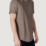 T-shirt Calvin Klein Jeans BADGE TURN UP SLEEVE Beige scuro - Foto 3