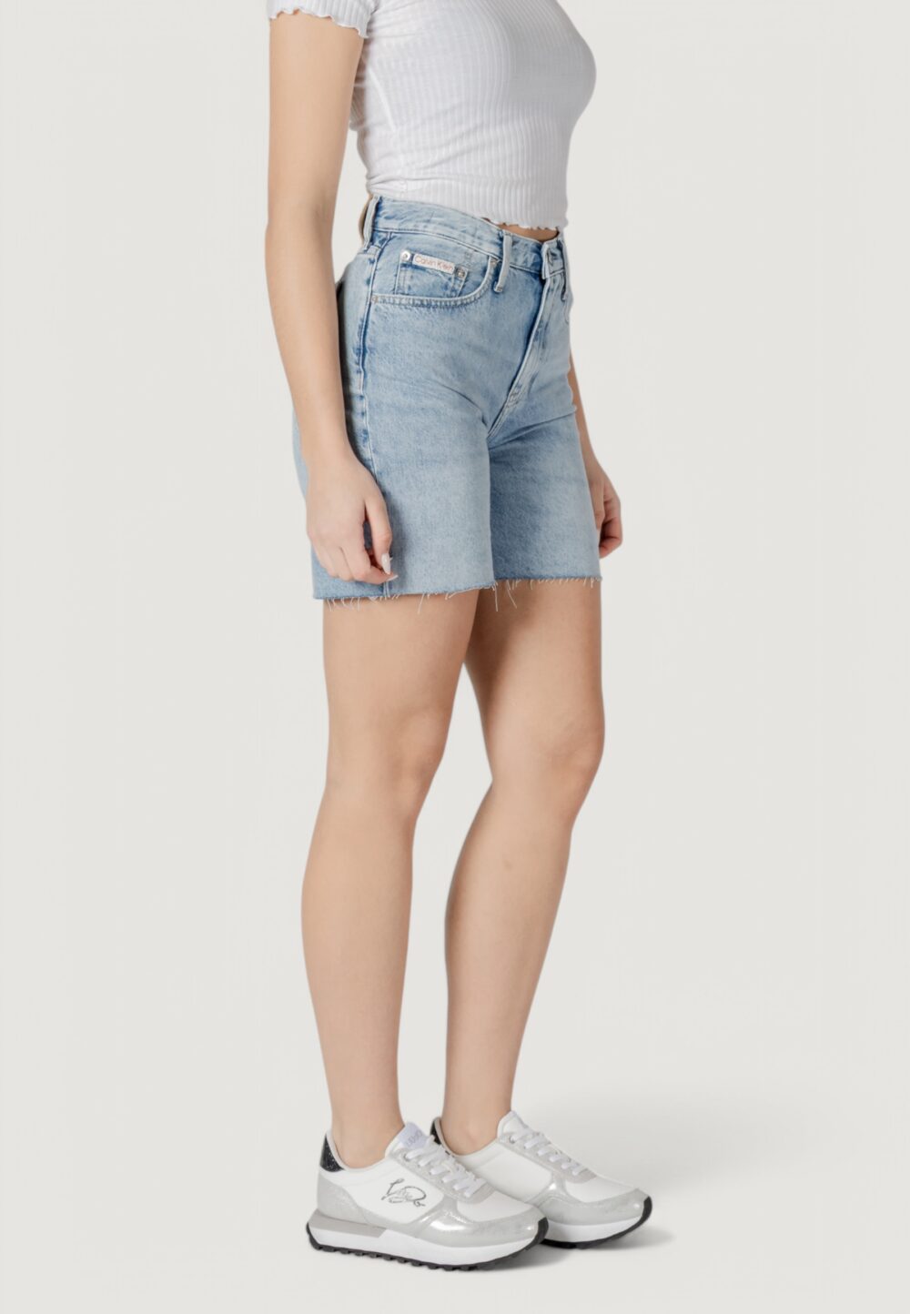 Bermuda Calvin Klein Jeans BERMUDA SHORT Denim chiaro - Foto 4