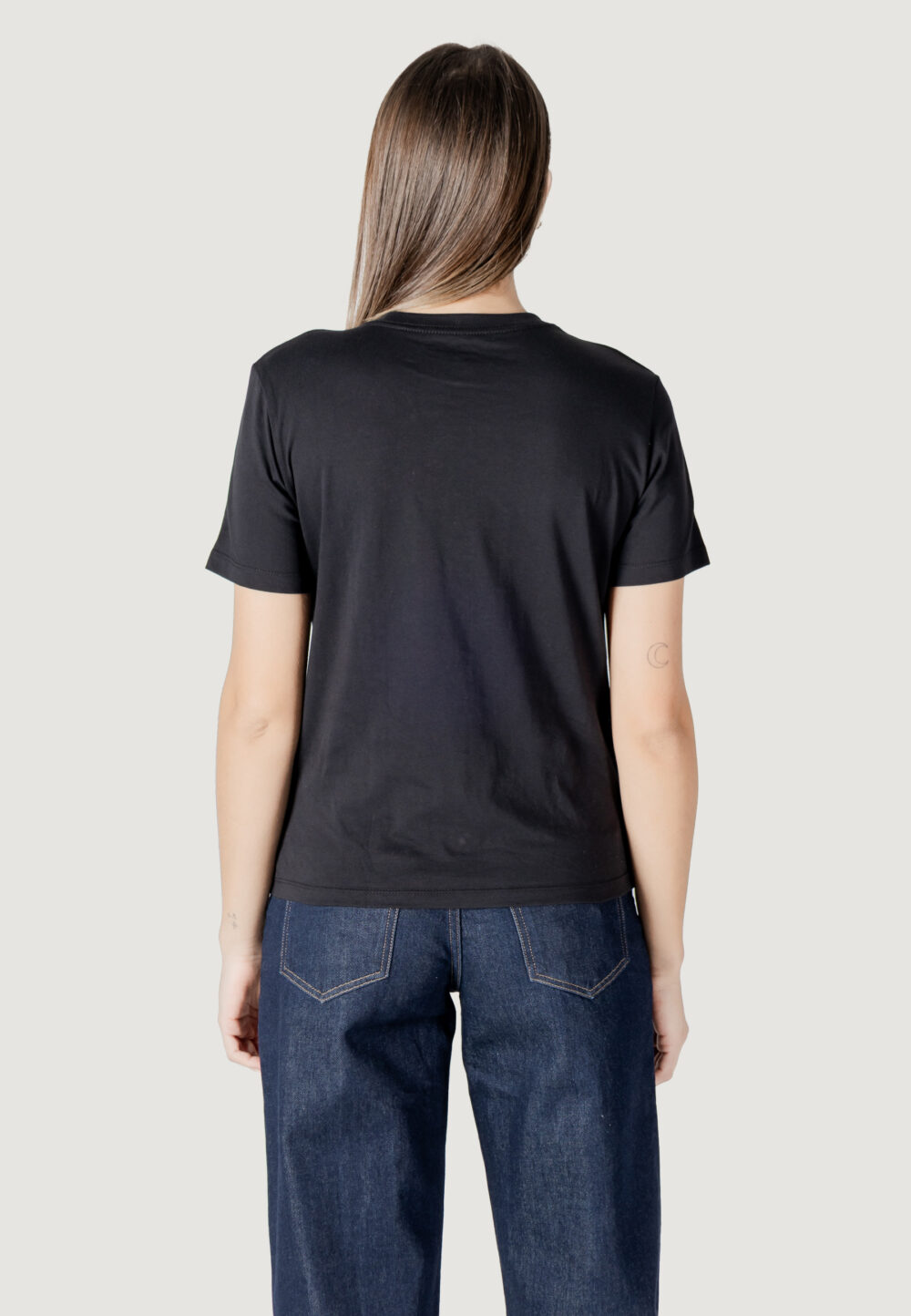 T-shirt Calvin Klein Jeans  Nero - Foto 4