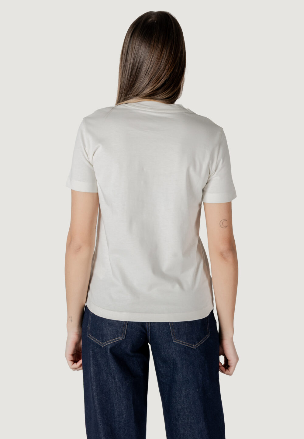 T-shirt Calvin Klein Jeans EMBROIDERED BOX REGU Panna - Foto 4