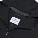 Giacchetto Aquascutum HOODED STRETCH WINDBREAKER Nero - Foto 3