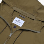 Giacchetto Aquascutum HOODED STRETCH WINDBREAKER Verde - Foto 3