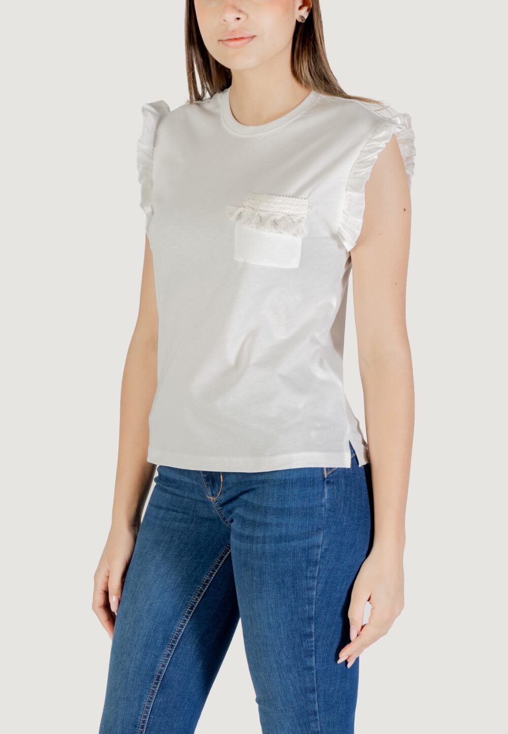T-shirt Only ONLFILIPPA S/S DETAIL POCKET TOP JRS Latte - Foto 2