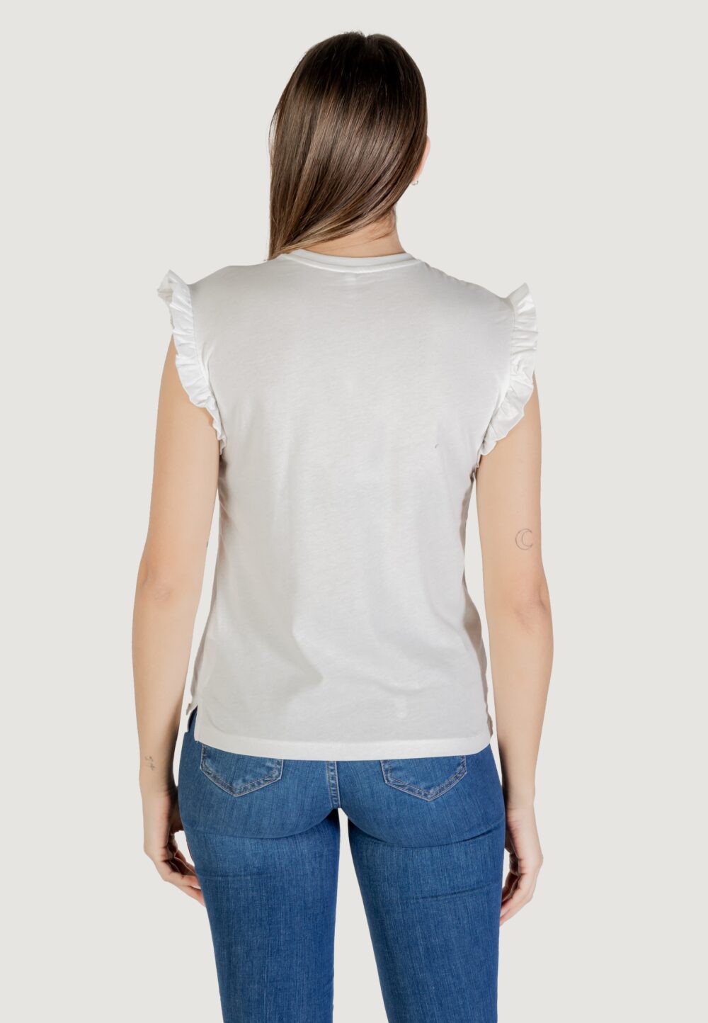 T-shirt Only ONLFILIPPA S/S DETAIL POCKET TOP JRS Latte - Foto 4