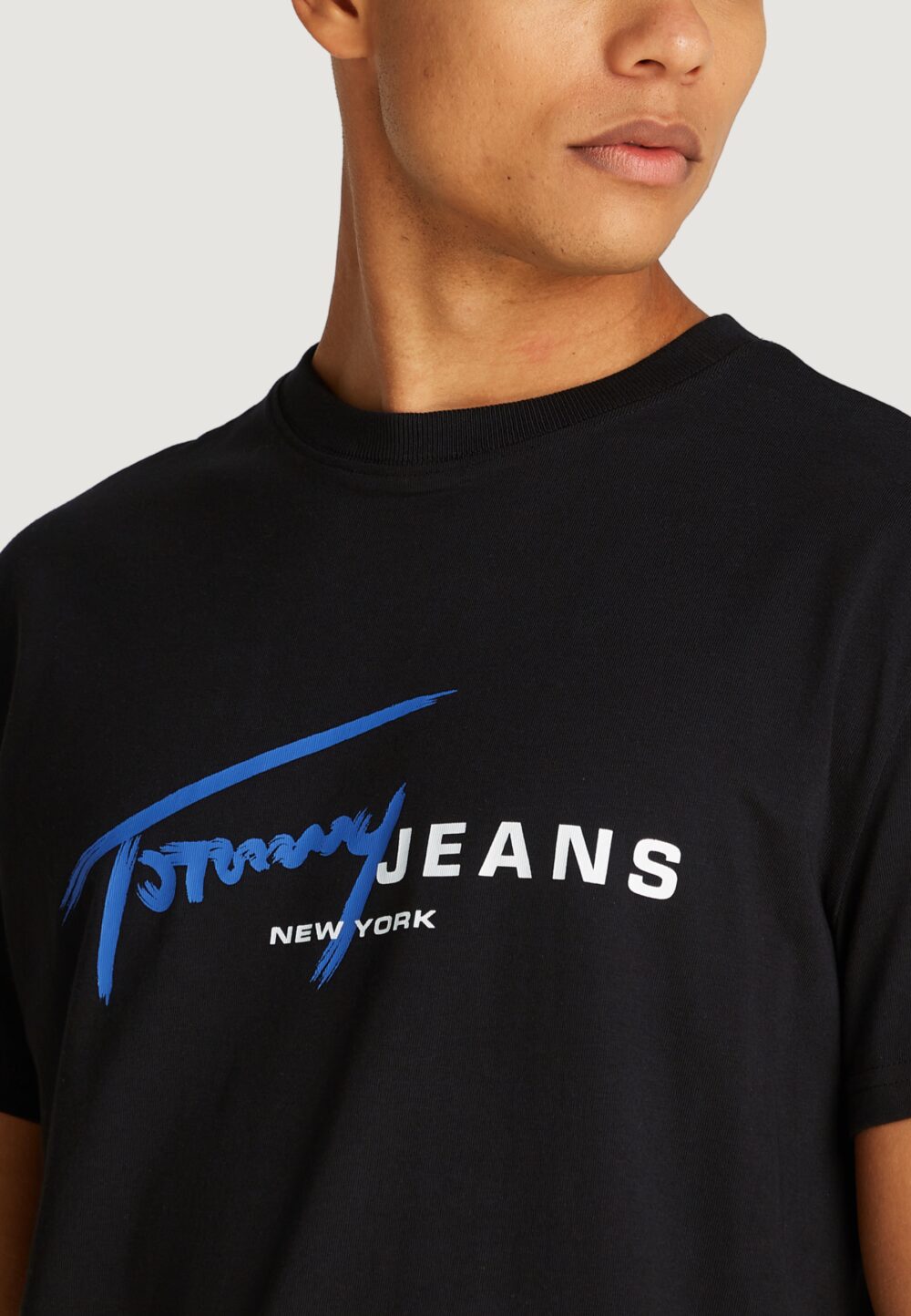 T-shirt Tommy Hilfiger Jeans TJM REG SIGNTR DNA Nero - Foto 2
