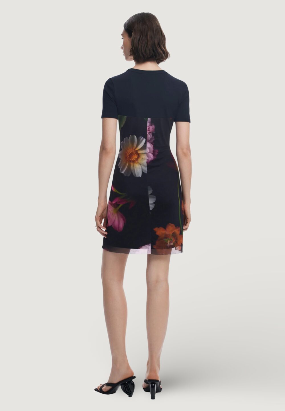Vestito corto Desigual VEST_HAMBURGO Nero - Foto 4