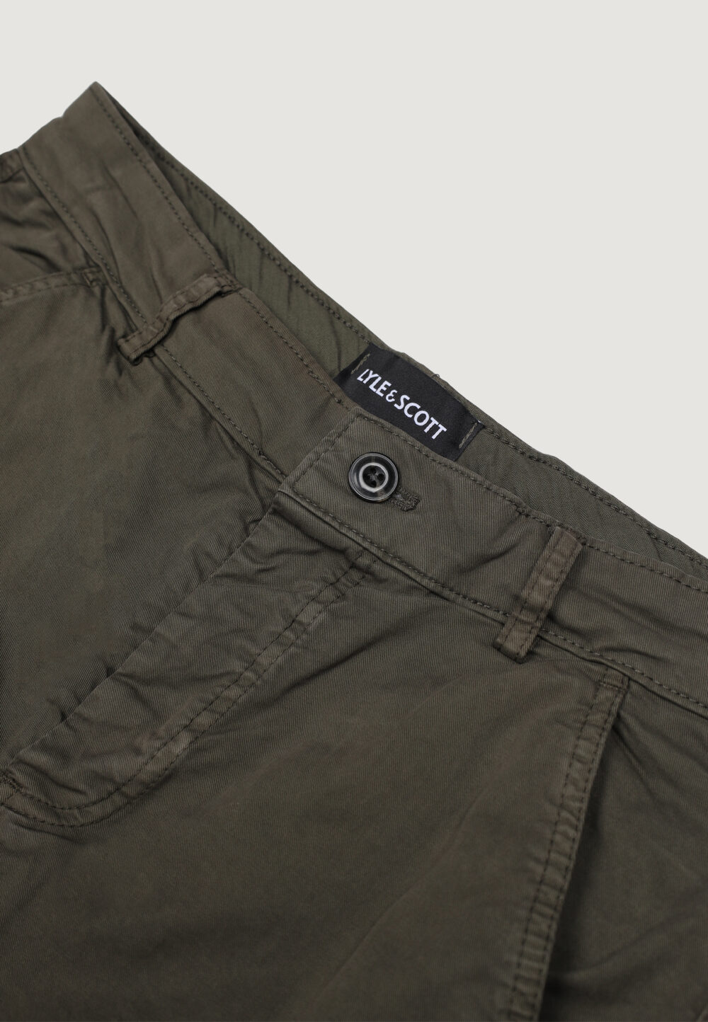 Bermuda Lyle & Scott Wembley Cargo Short Verde Oliva - Foto 3