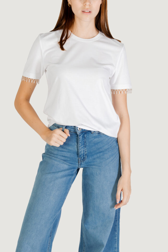 T-shirt Only ONLFILIA S/S DETAIL TEE CS JRS Bianco – 15362471
