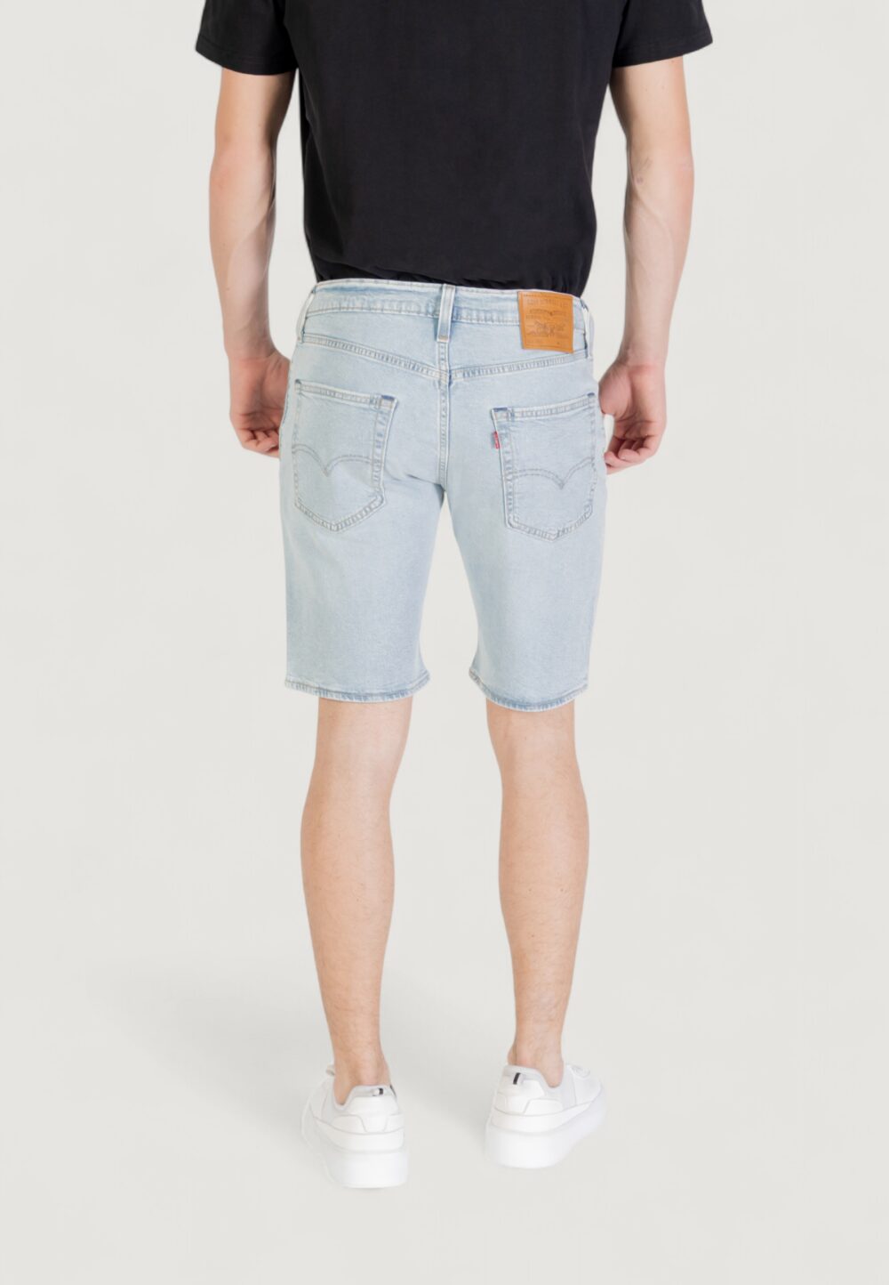 Bermuda Levi's® 405 STANDARD SHORTS FIRST NAME Denim chiaro - Foto 4