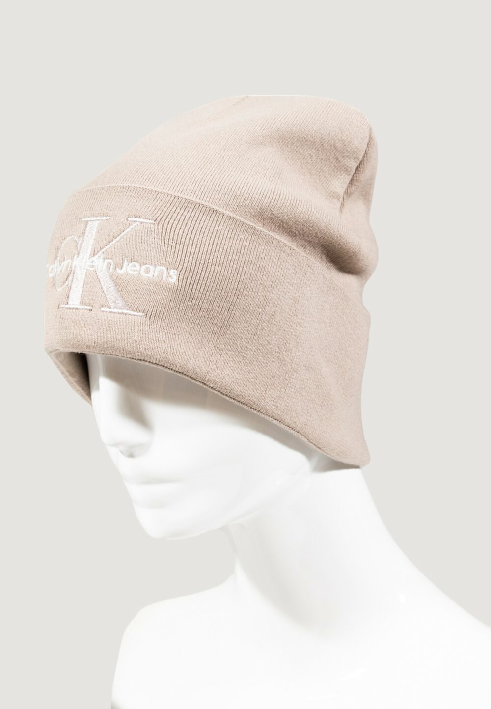 Berretto Calvin Klein Jeans MONO LOGO EMBRO BEANIE Beige chiaro - Foto 4