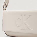 Borsa Calvin Klein SCULPTED FLAP SHOULDER POUCH Latte - Foto 2