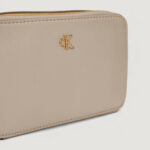 Borsa Calvin Klein MINIMAL MONO CAMERA BAG Beige chiaro - Foto 2