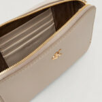 Borsa Calvin Klein MINIMAL MONO CAMERA BAG Beige chiaro - Foto 5