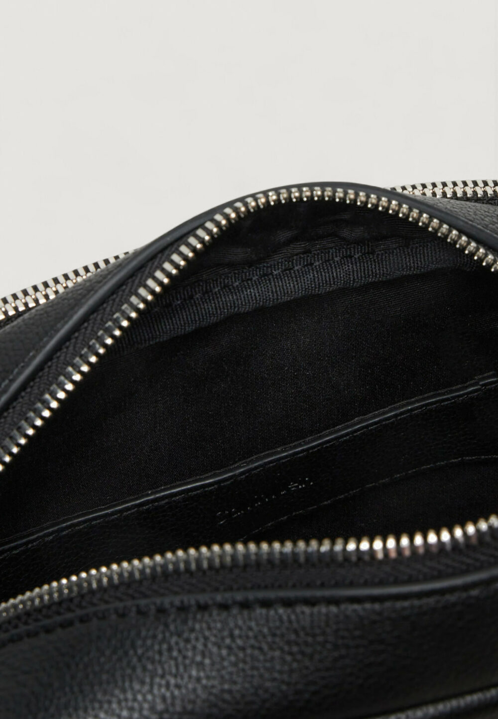 Borsa Calvin Klein MICRO PEBBLE CROSSBODY S Nero - Foto 5