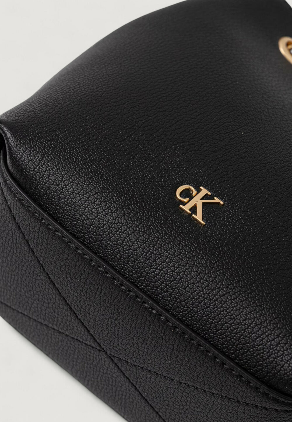 Borsa Calvin Klein MNML MNGRM CHN BCKT Nero - Foto 4