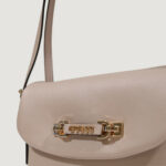 Borsa Guess LEFIA FLAP SHOULDER BAG Beige - Foto 5