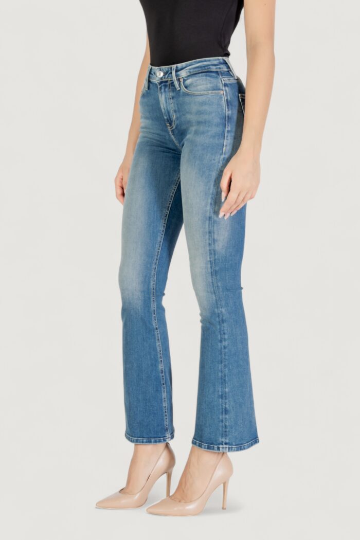 Jeans bootcut Guess SEXY FLARE Denim – W5YA0L D5PY5