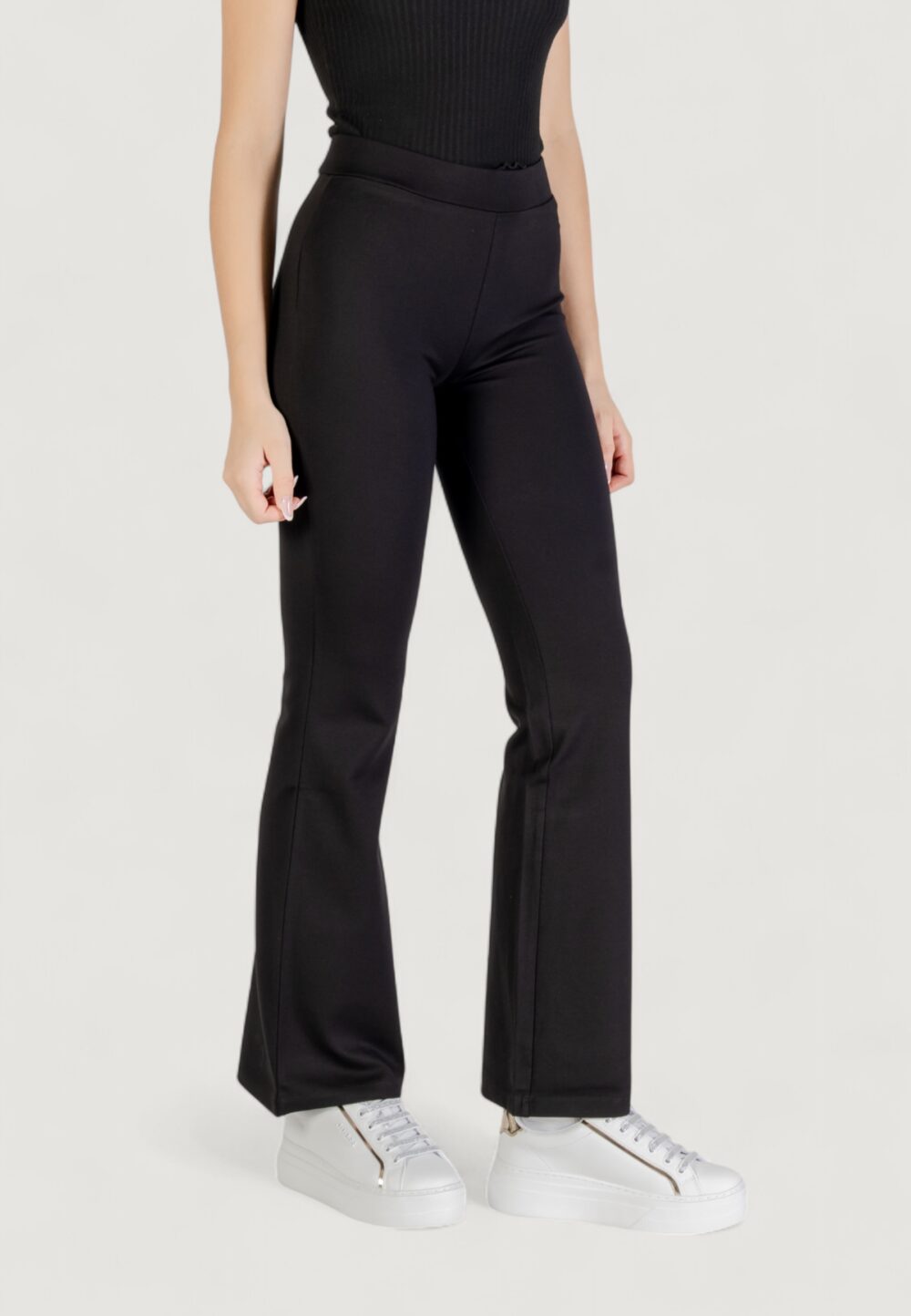 Pantaloni a sigaretta Jacqueline de Yong JDYPRETTY FLARE PANT JRS NOOS Nero - Foto 3