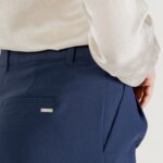 Pantaloni regular Guess THEOLINE PERFECT PANT Blue scuro - Foto 5
