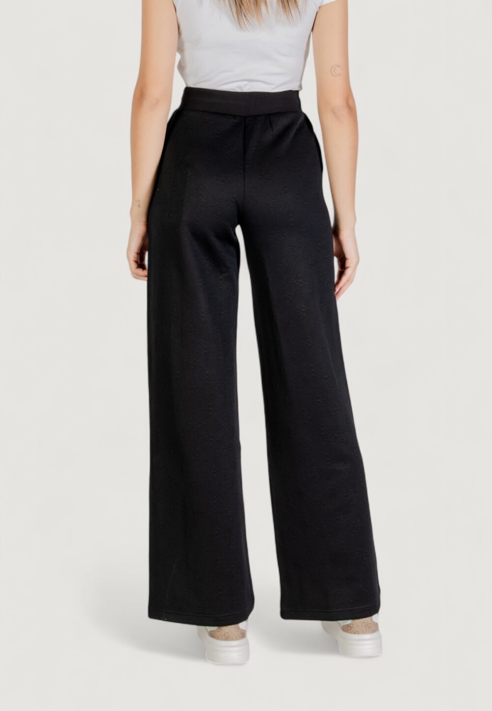 Pantaloni sportivi Guess Active 3D PEONY WIDE LENG PANTS Nero - Foto 5