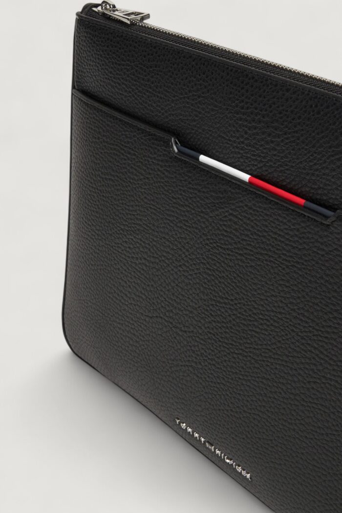 Pochette e beauty Tommy Hilfiger TH CENTRAL POUCH Nero – AM0AM13523