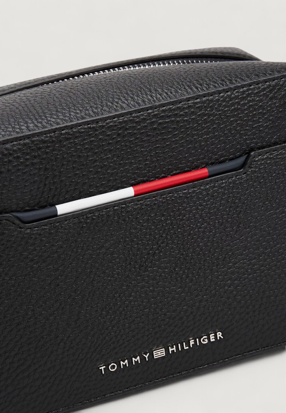 Pochette e beauty Tommy Hilfiger TH CENTRAL WASHBAG Nero - Foto 2