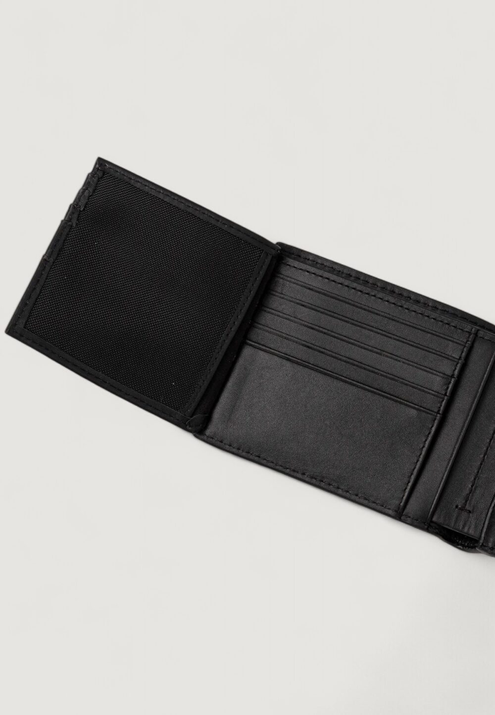 Portafoglio con portamonete Calvin Klein CK MST MN CMP TRFLD Nero - Foto 3