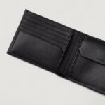 Portafoglio con portamonete Calvin Klein CK SMOOTH TRIFOLD W/ COIN Nero - Foto 4