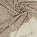 Sciarpa Calvin Klein AP MNML LG SHWL 70 X Beige chiaro - Foto 4