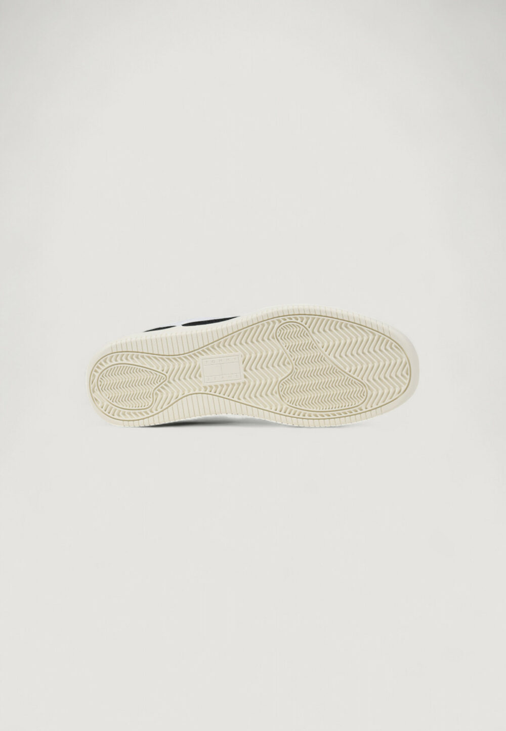 Sneakers Tommy Hilfiger Jeans TJM RETRO BASKET Nero - Foto 5