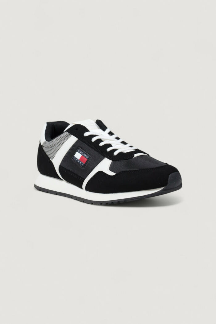 Sneakers Tommy Hilfiger TJM RUNNER CASUAL Nero – EM0EM01590