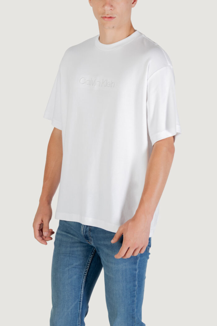 T-shirt Calvin Klein A – Rel Fashion Logo Bianco – LV04LC206G