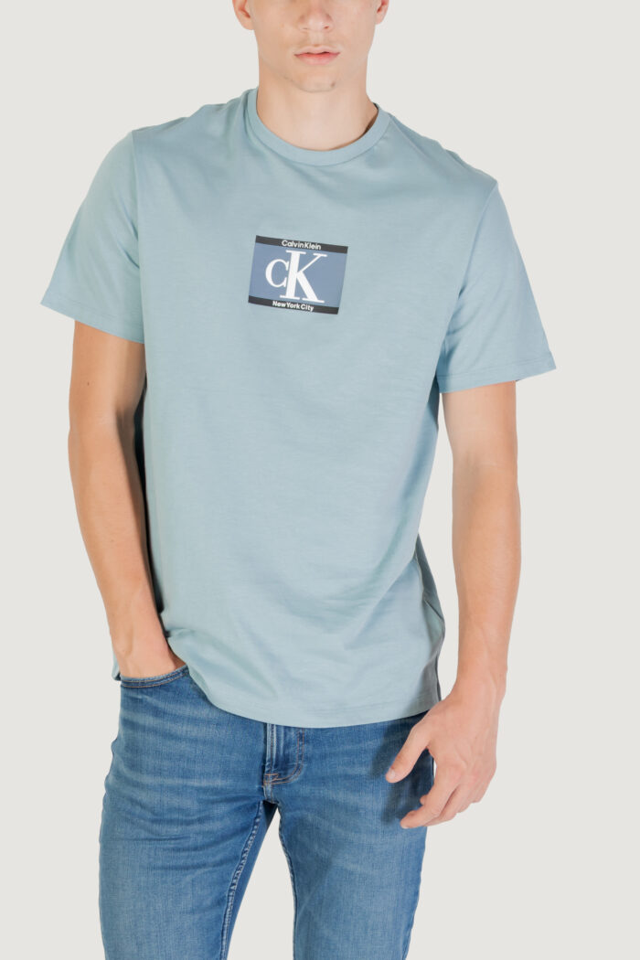 T-shirt Calvin Klein SS 30s EU SP CK BOX Blu Chiaro – LV04RC854G