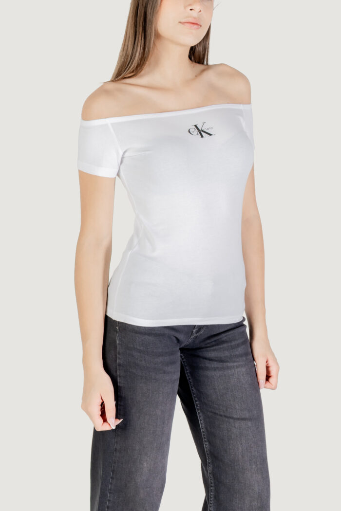 T-shirt Calvin Klein MONOGRAM OFF SHOULDE Bianco – LV047C203G
