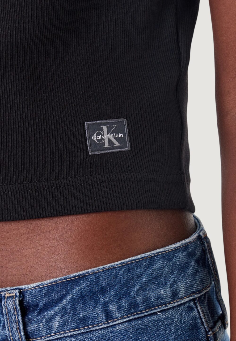 T-shirt Calvin Klein Jeans A- SS WOVEN LABEL RI Nero - Foto 3