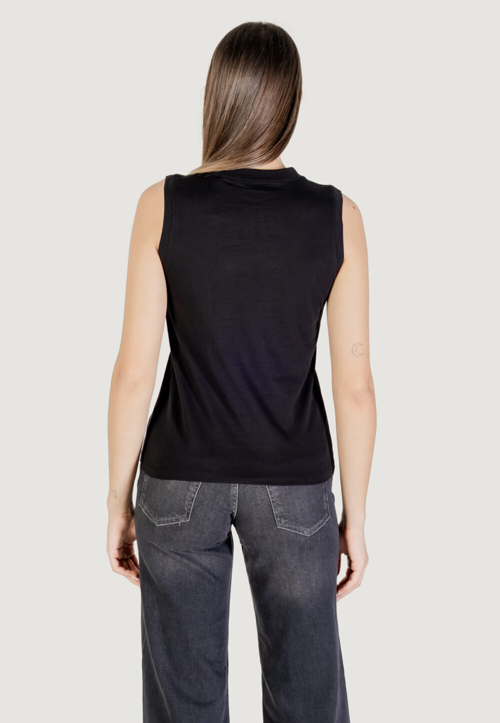 T-shirt Calvin Klein Jeans Sl CK Logo Muscle Te Nero - Foto 2