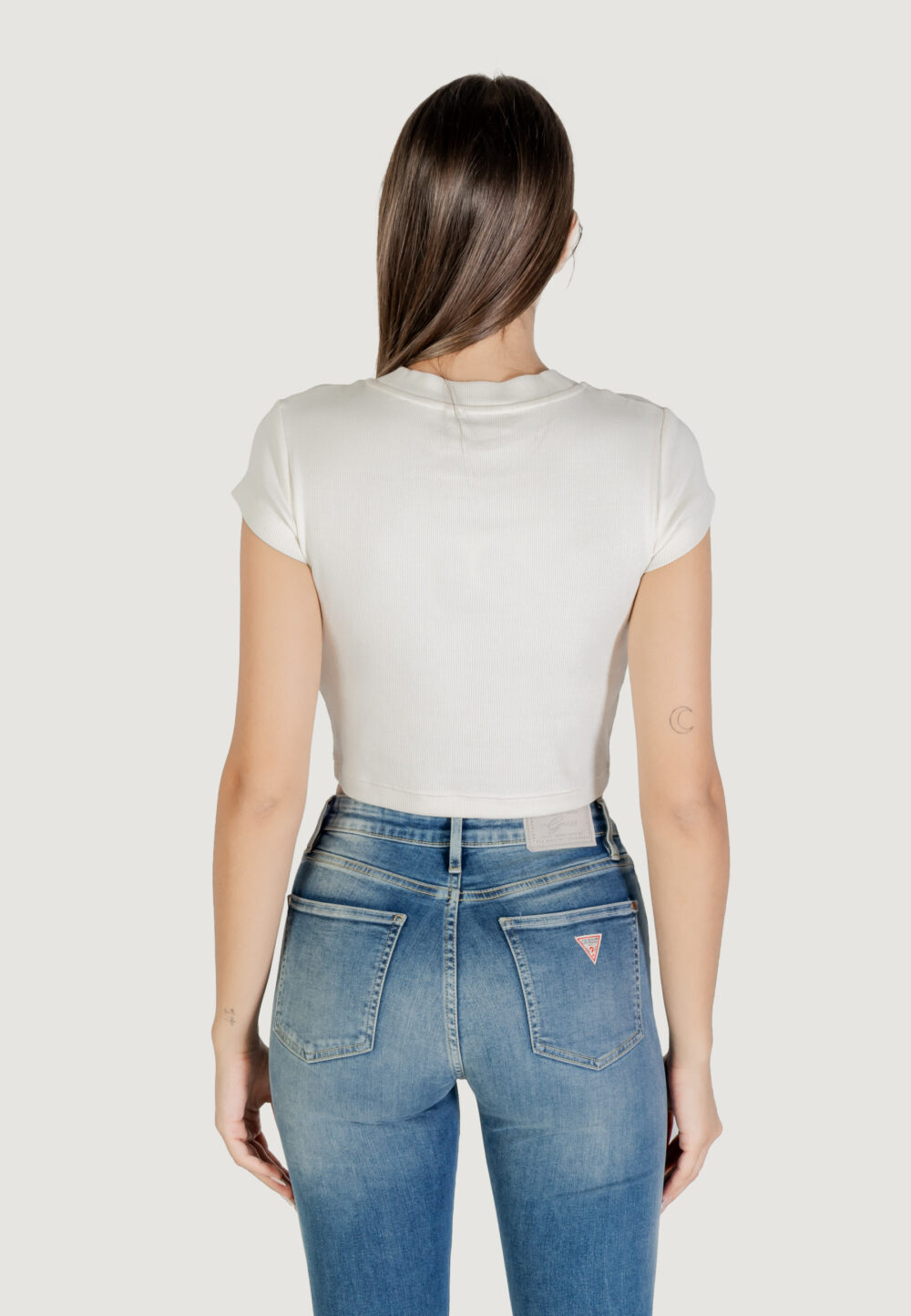 T-shirt Calvin Klein Jeans MONOGRAM BABY TEE Panna - Foto 4