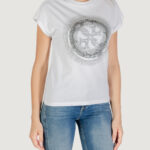 T-shirt Guess CN SS 4G SHADED HOTFIX Bianco - Foto 3
