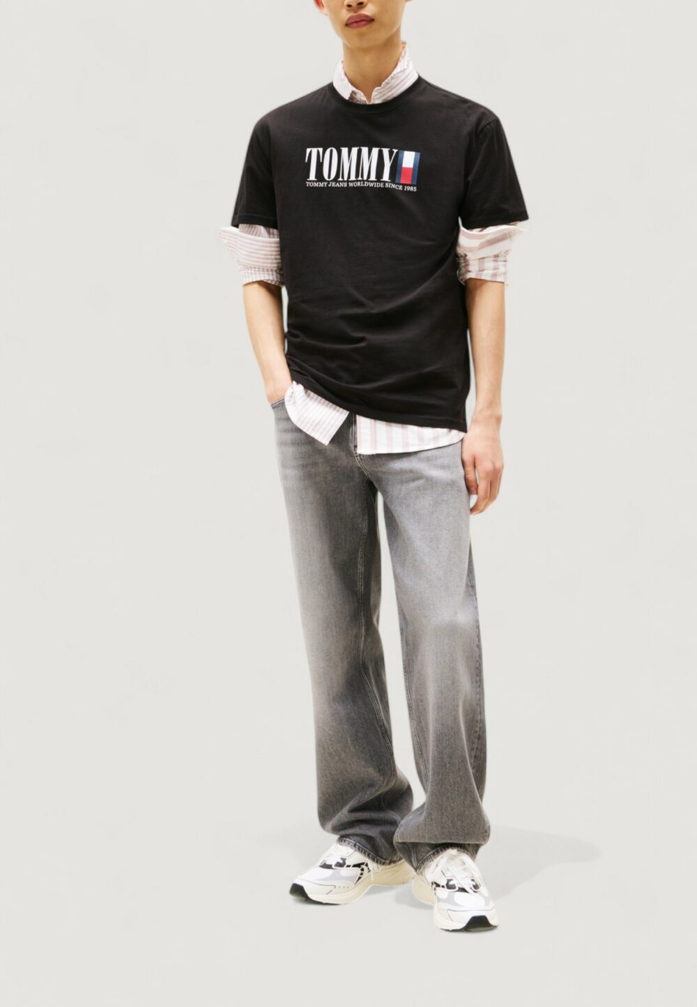 T-shirt Tommy Hilfiger Jeans TJM REG TOMMY DNA FL Nero - Foto 4