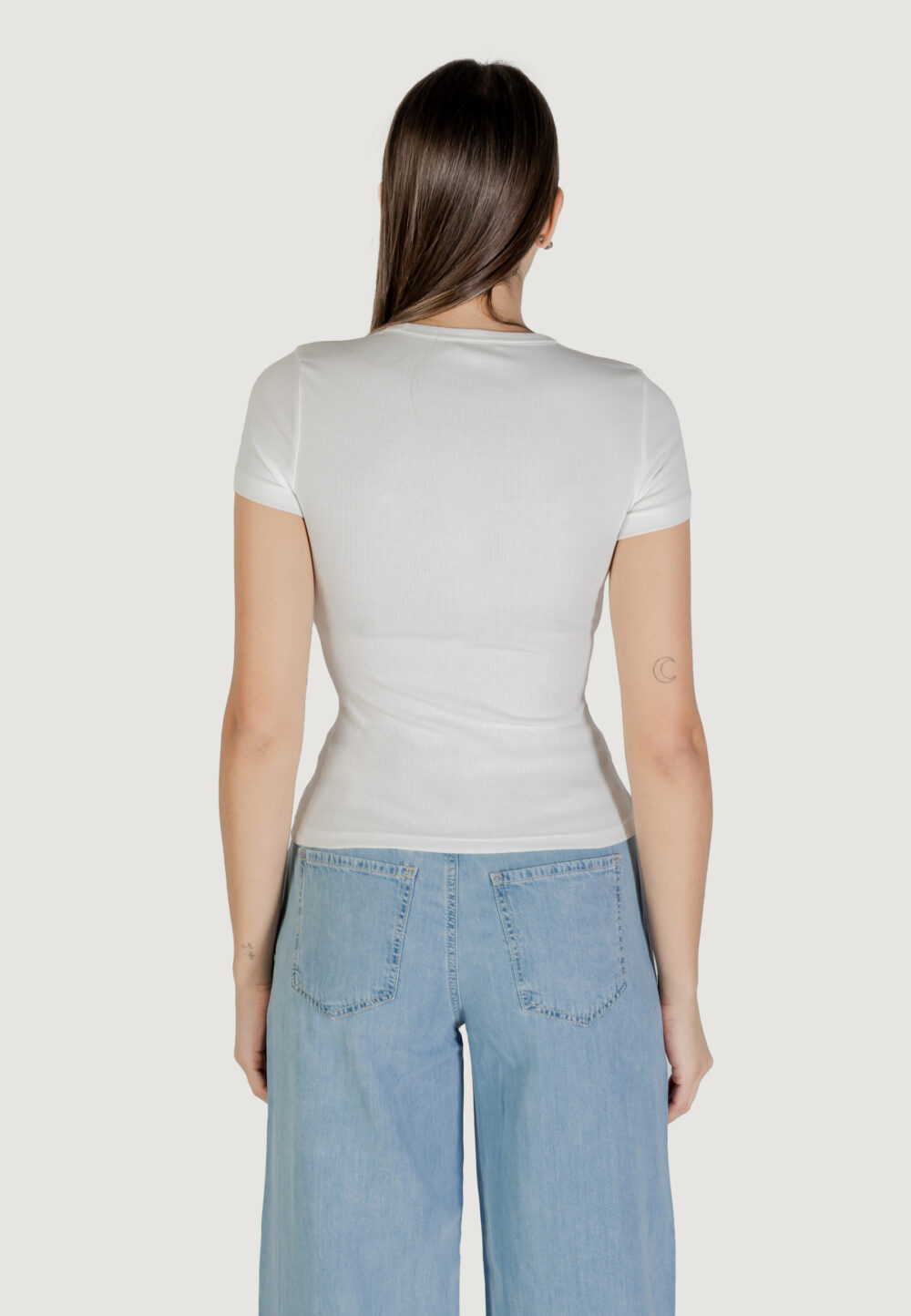 T-shirt Tommy Hilfiger Jeans TJW BADGE RIB Panna - Foto 4