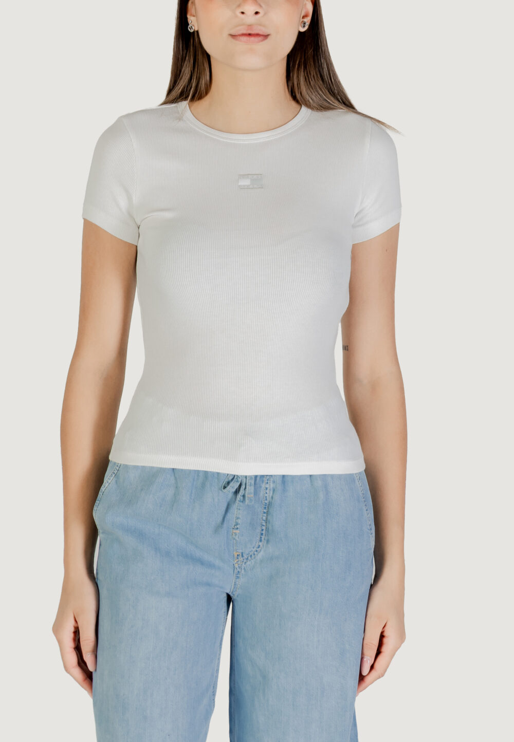 T-shirt Tommy Hilfiger Jeans TJW BADGE RIB Panna - Foto 5