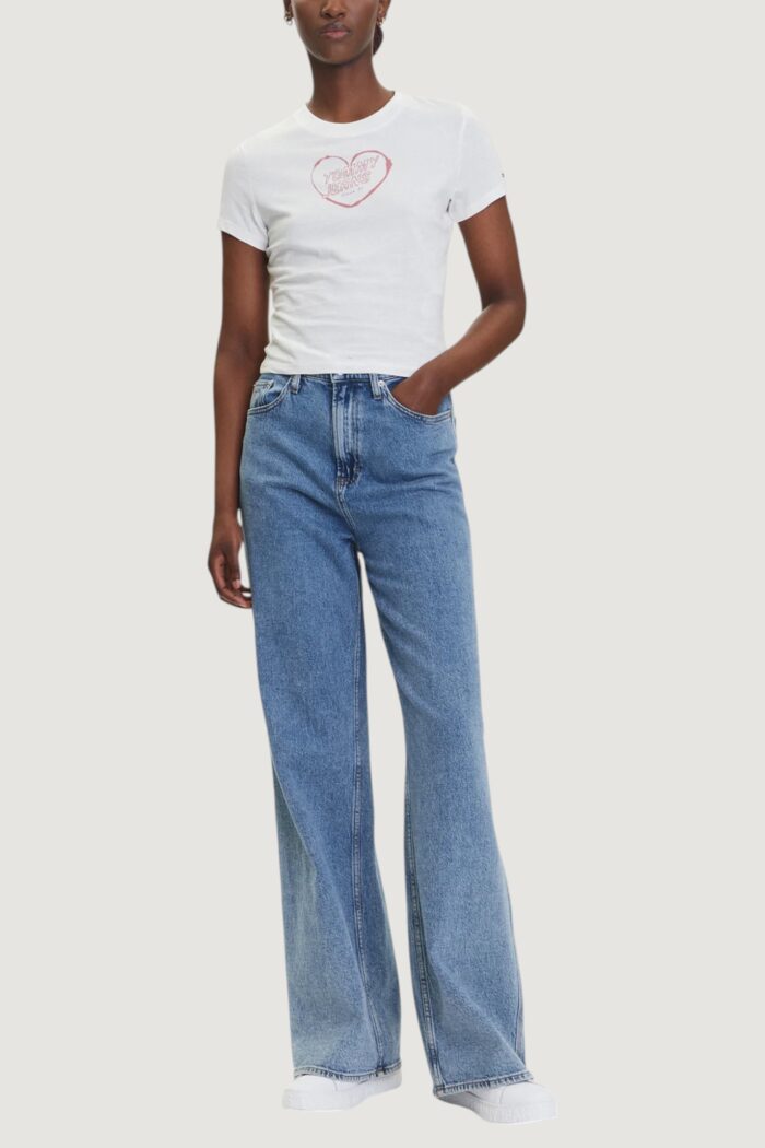T-shirt Tommy Hilfiger TJW SLIM SH HEART TE Panna – DW0DW21390