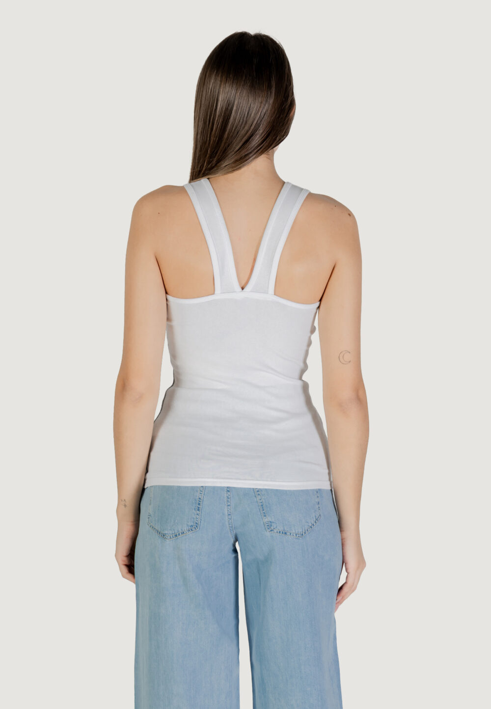 Top Calvin Klein Jeans SL COTTON RIB SOLID Bianco - Foto 4