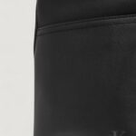 Tracolla Calvin Klein MONO LOGO FLAT PACK 18 Nero - Foto 3