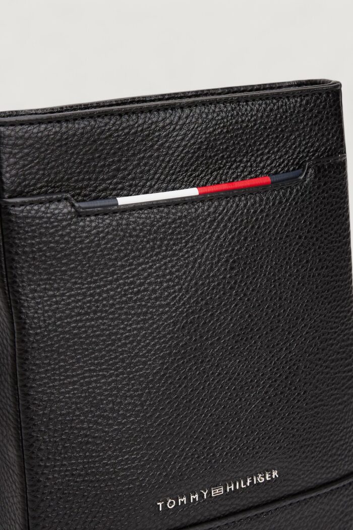 Tracolla Tommy Hilfiger TH CENTRAL MINI CROSSOVER Nero – AM0AM13487