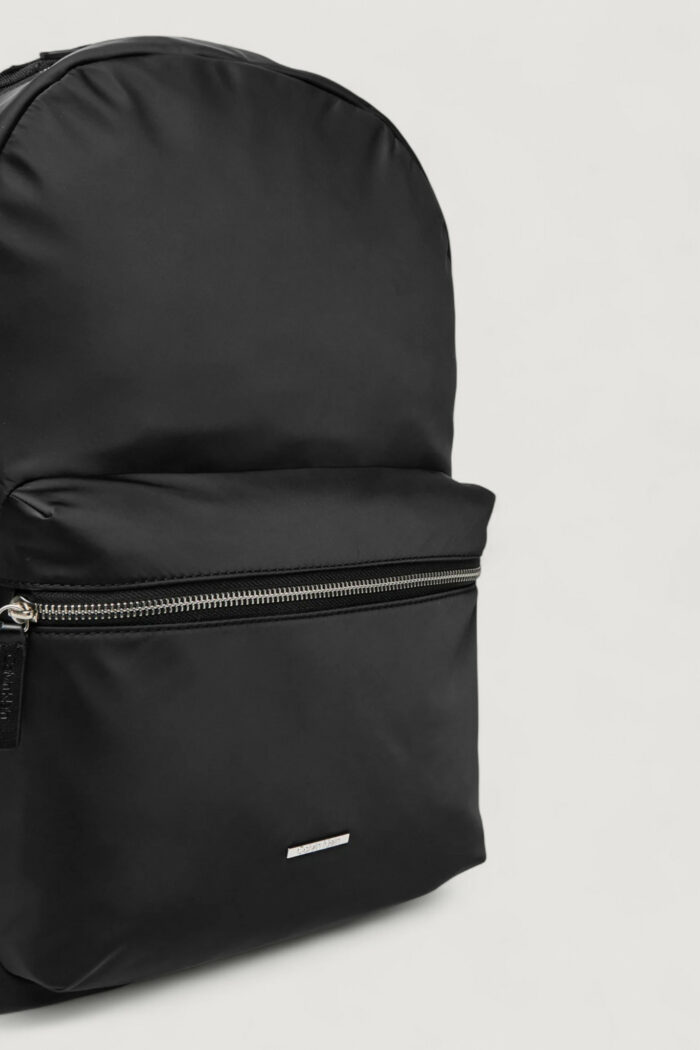 Zaino Calvin Klein SLEEK NYLON BACKPACK Nero – LV04D3042G