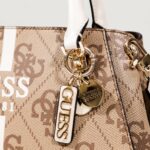 Borsa Guess NOELLE II LUXURY SATCHEL Beige - Foto 5