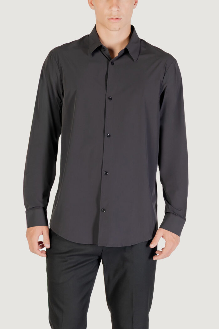 Camicia manica lunga Armani Exchange  Nero – XM001567 AF19193