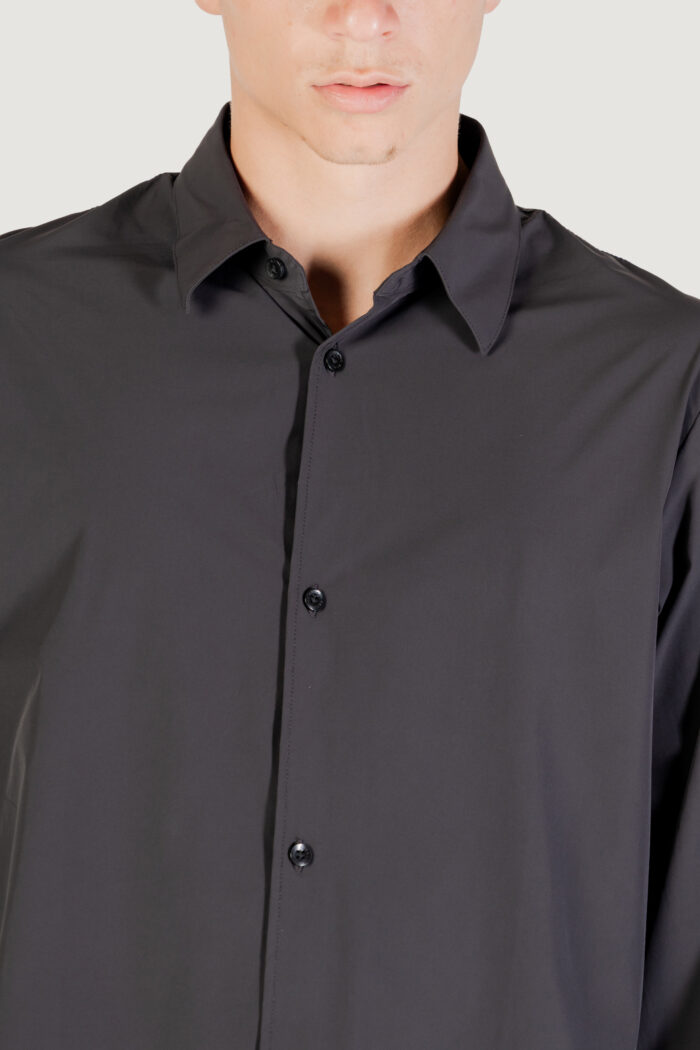 Camicia manica lunga Armani Exchange  Nero – XM001567 AF19193